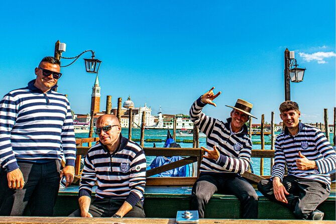 venice-highlights-with-local-private-walking-tour-gondola-ride-3