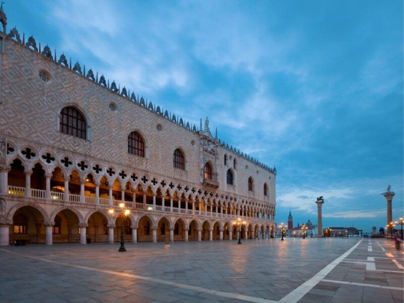 venice-highlights-with-local-private-walking-tour-gondola