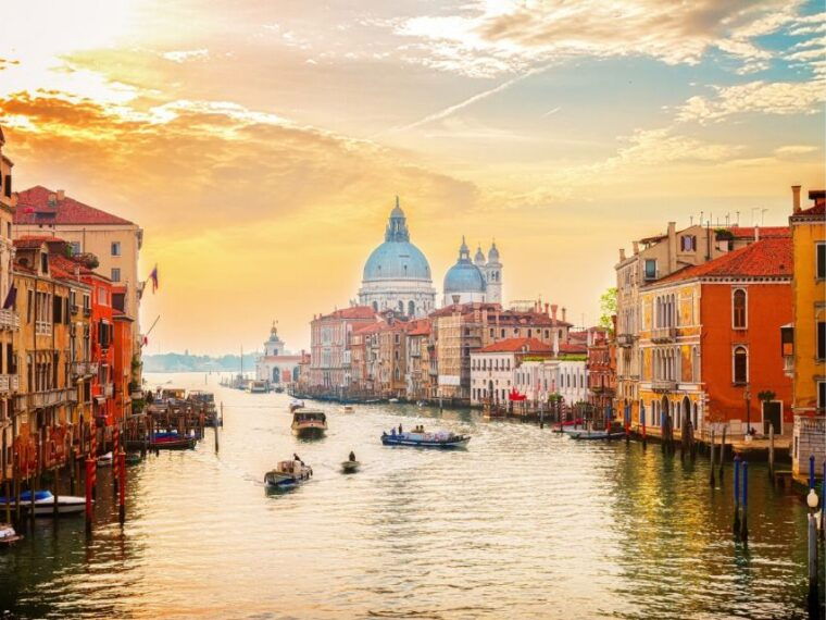venice-highlights-with-local-private-walking-tour-gondola