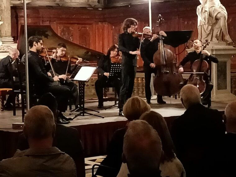 venice-interpreti-veneziani-concert-at-church-of-san-vidal