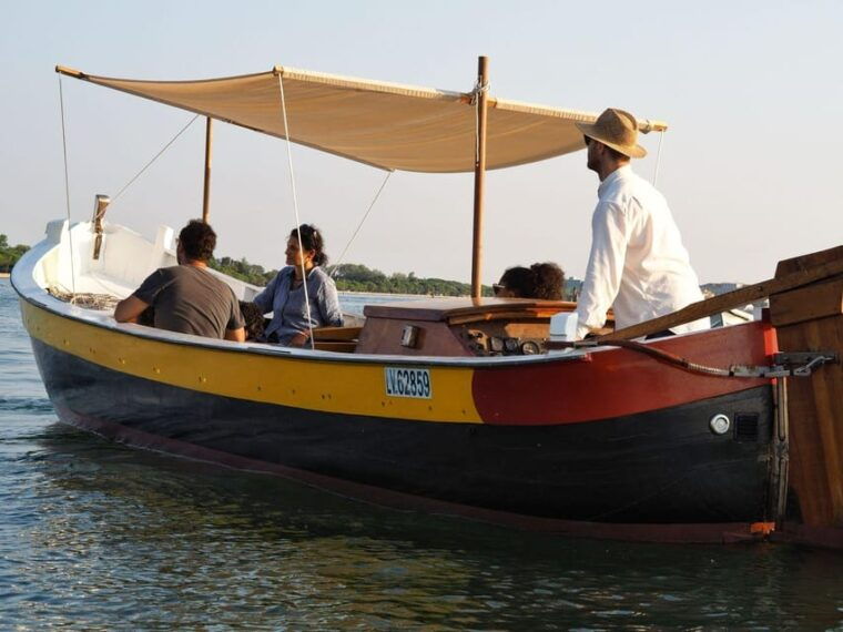 venice-islands-tour-by-bragozzo-murano-burano-torcello