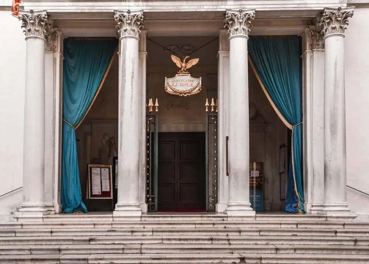 venice-la-fenice-theater-tour