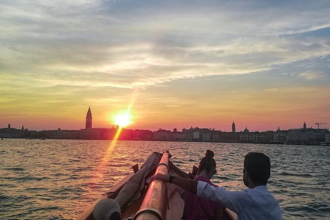 venice-lagoon-private-boat-tour-with-prosecco-aperitif