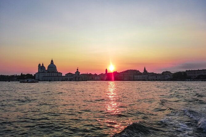 venice-lagoon-private-boat-tour-with-prosecco-aperitif