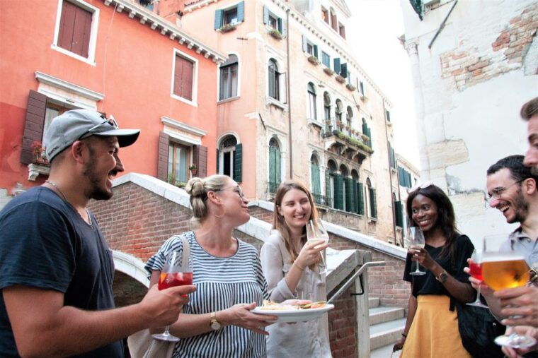 venice-local-secrets-of-venice-tapas-wine-walking-tour