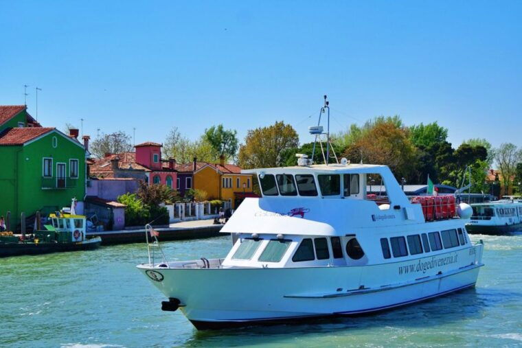 venice-murano-and-burano-boat-tour-with-glass-factory-visit