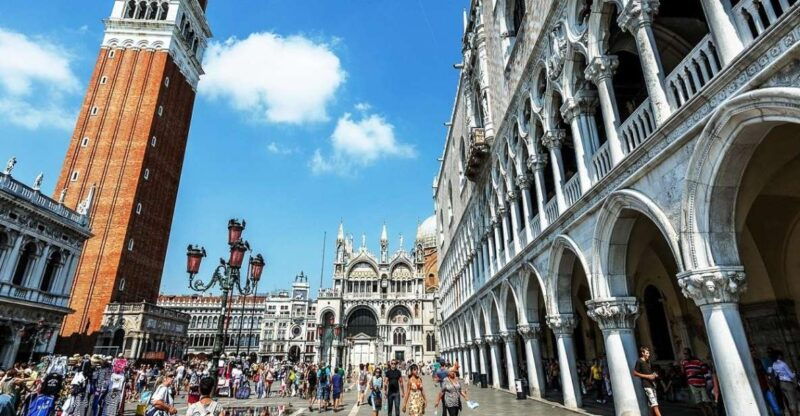 venice-murano-and-burano-excursion-from-jesolo
