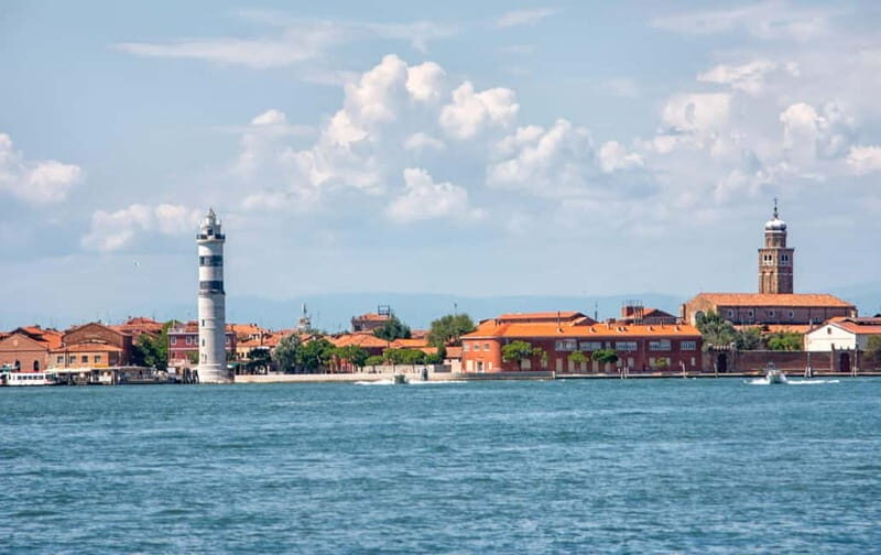 Venice-Murano: boat transfer and glassblowing demonstration in 4 languages - Murano’s highlights explored on your own