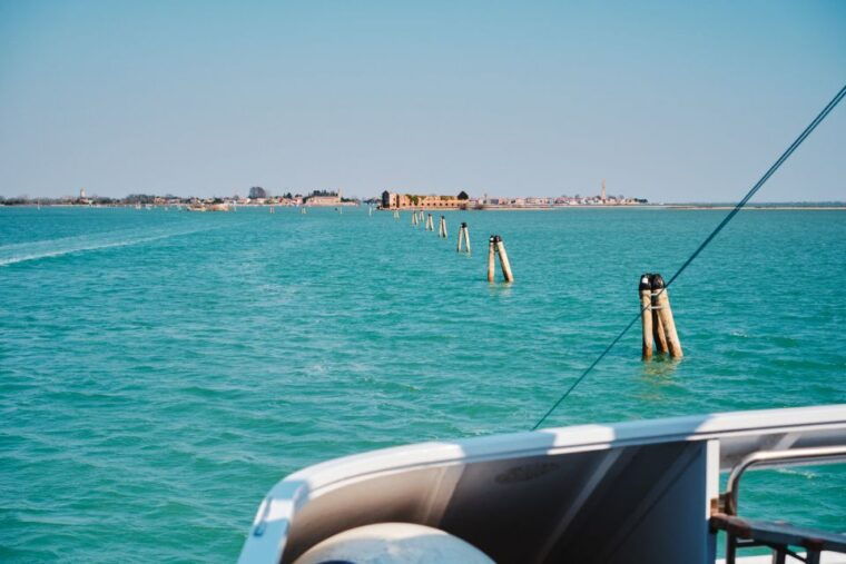 venice-murano-burano-panoramic-boat-tour-w-glassblowing