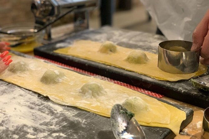venice-pasta-and-tiramisu-cooking-class-with-wine