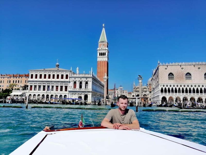 Venice: Private Boat Tour with Hotel Pickup - Cruising the Grand Canal: The Heart of Venice