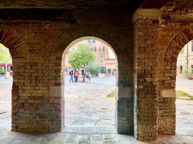 venice-private-cannaregio-and-jewish-quarter-tour