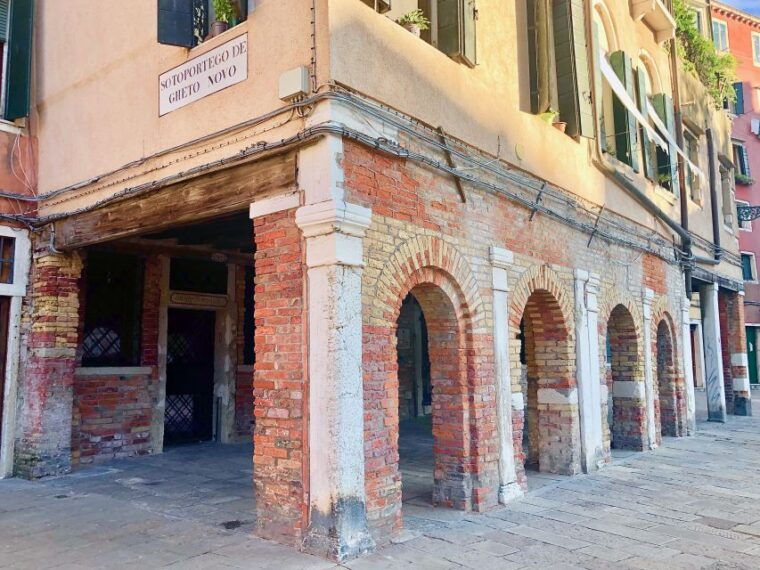 venice-private-cannaregio-and-jewish-quarter-tour