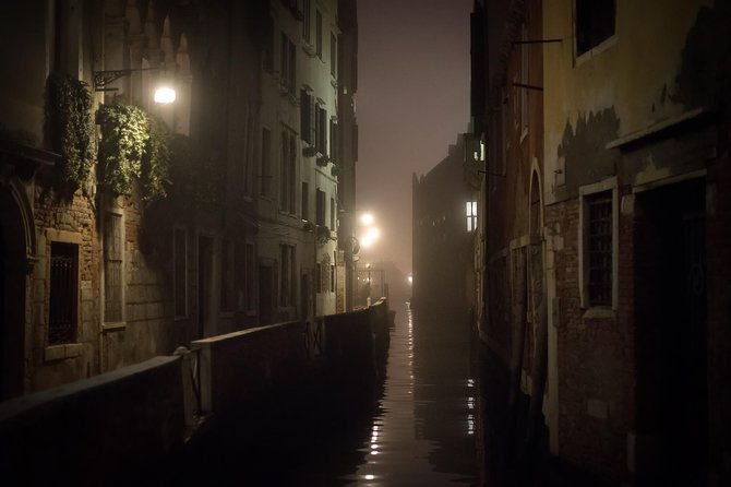 venice-private-evening-stroll-with-vip-entry-to-saint-marks-after-hours