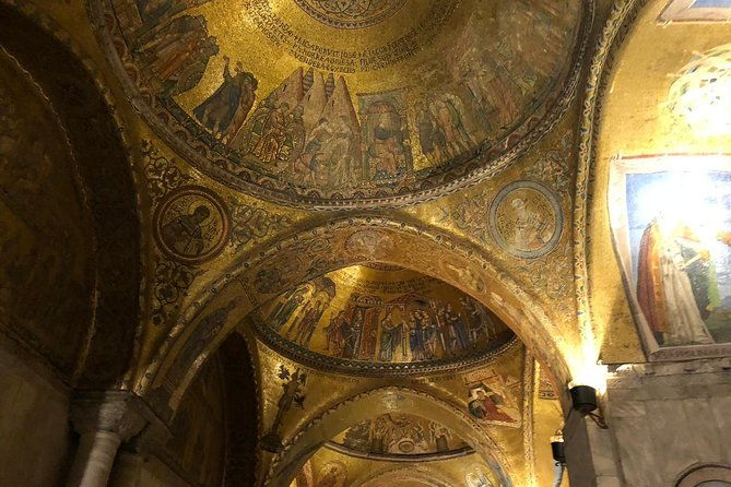 venice-private-evening-stroll-with-vip-entry-to-saint-marks-after-hours