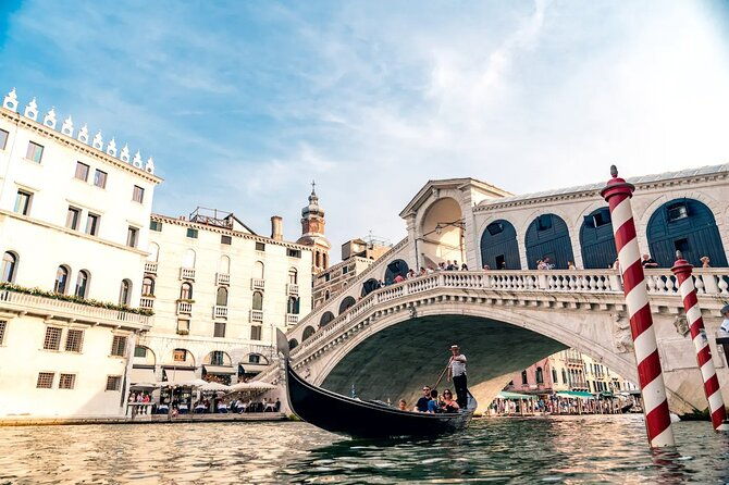 venice-private-gondola-ride-explore-hidden-canals-and-sights