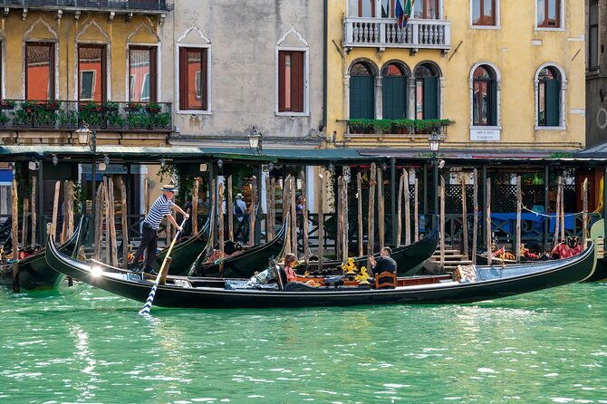 venice-private-gondola-ride-explore-hidden-canals-and-sights