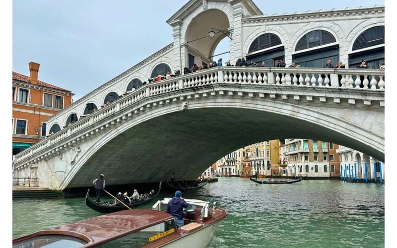 Venice: Private Grand Canal Boat Tour - Key Points