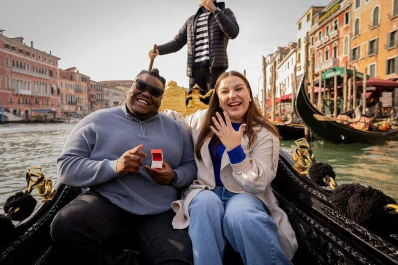 venice-private-photoshoot-in-gondola