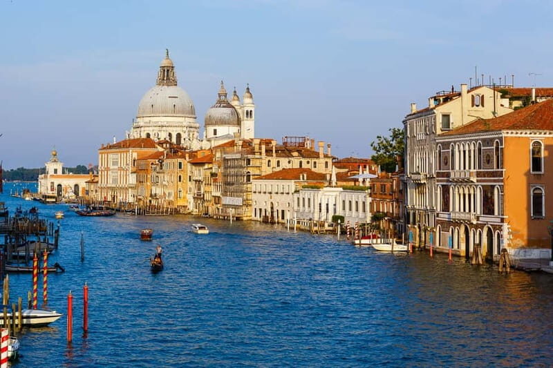 Venice: Romantic Shared Gondola Serenade on the Grand Canal - Practical Details