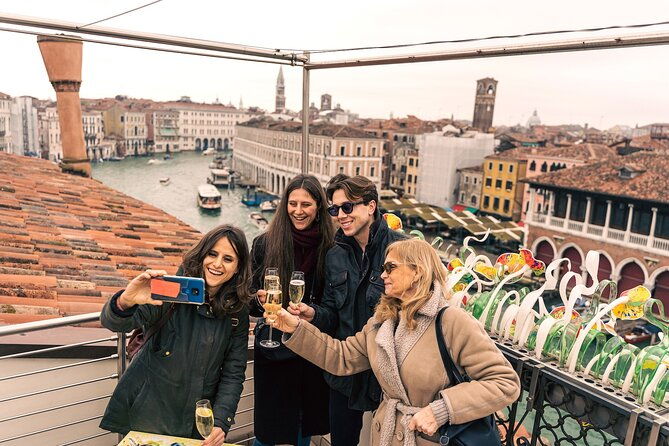 venice-rooftops-tour-with-prosecco