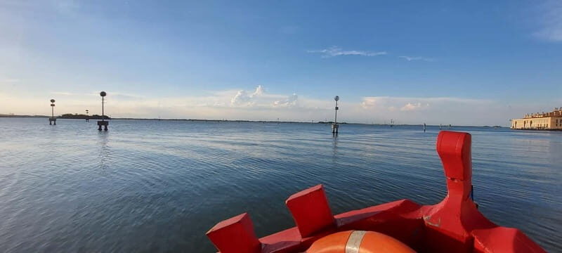 Venice: Secret Lagoon Cruise on a Traditional Boat - Who Should Consider This Tour?