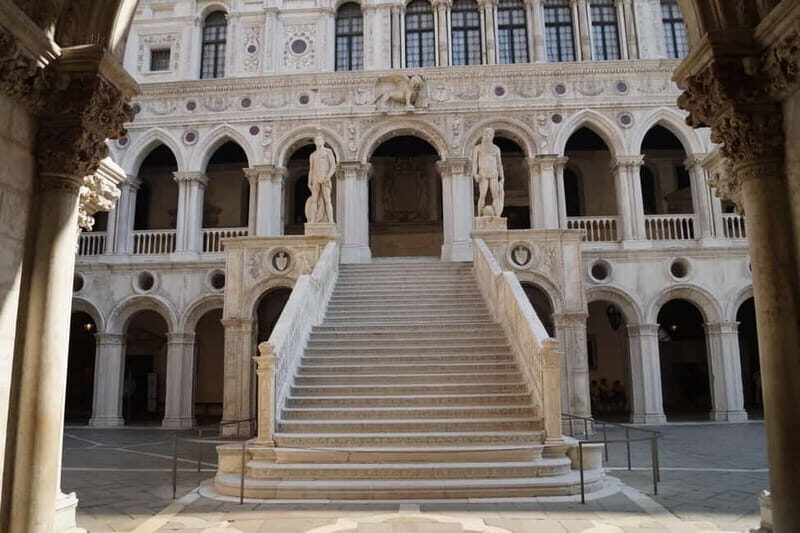 Venice : Secret Venice Walk, Artisan Alleys & Hidden Stories - Key Points