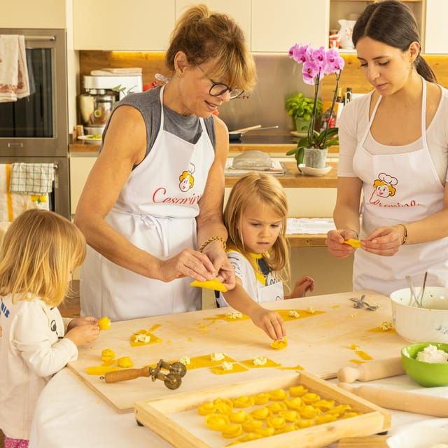 venice-share-your-pasta-love-in-a-locals-home