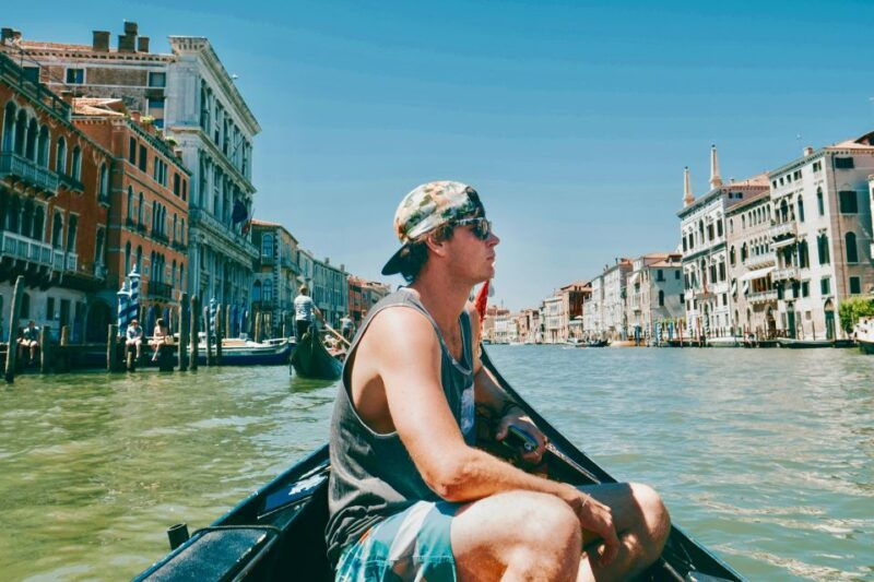 venice-shared-gondola-ride-through-the-lagoon-city