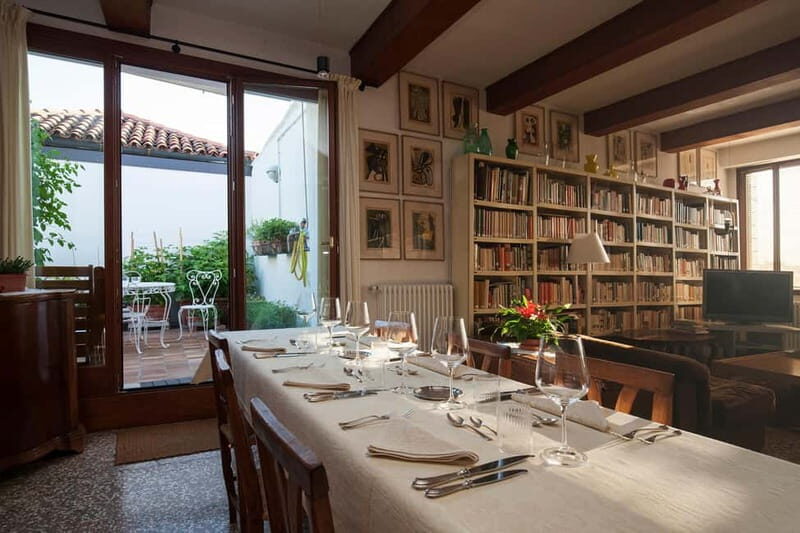 Venice: Social Gourmet Dinner Experience - FAQ