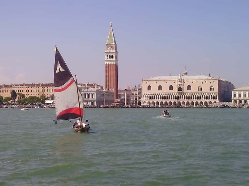 Venice: Speedboat Emy Experiences Tour - FAQs
