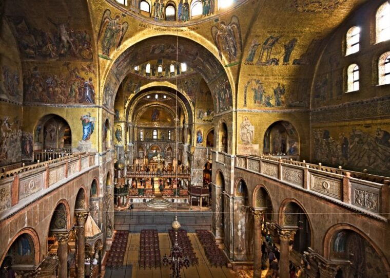 venice-st-marks-basilica-doges-palace-gondola-ride
