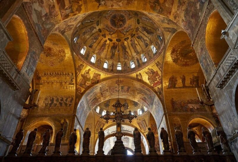 Venice: St. Marks Basilica, Doges Palace, & Murano Tour - Key Points