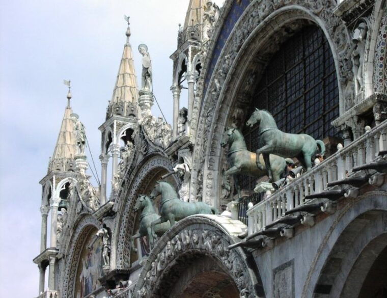 venice-st-marks-basilica-guided-visit-terrace-access