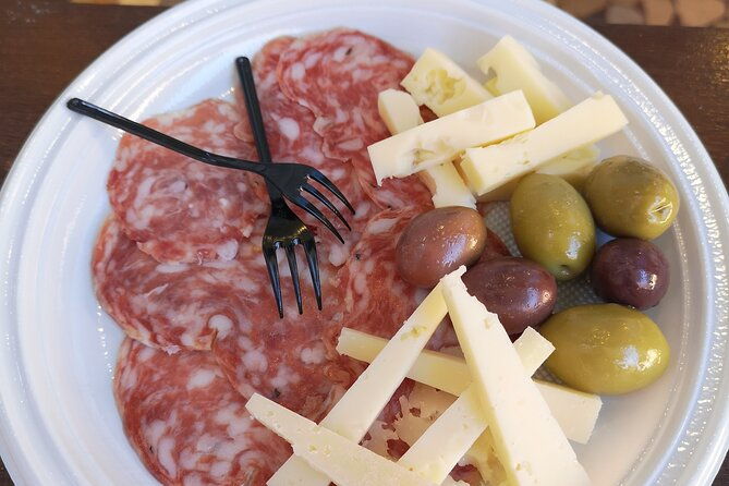 venice-street-food-tour-cicchetti-spritz-with-local-guide