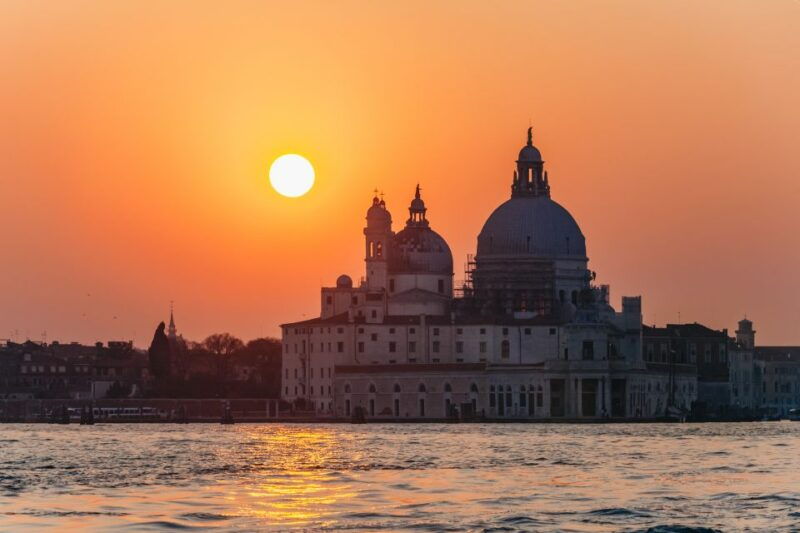 venice-the-ghost-legends-walking-tour