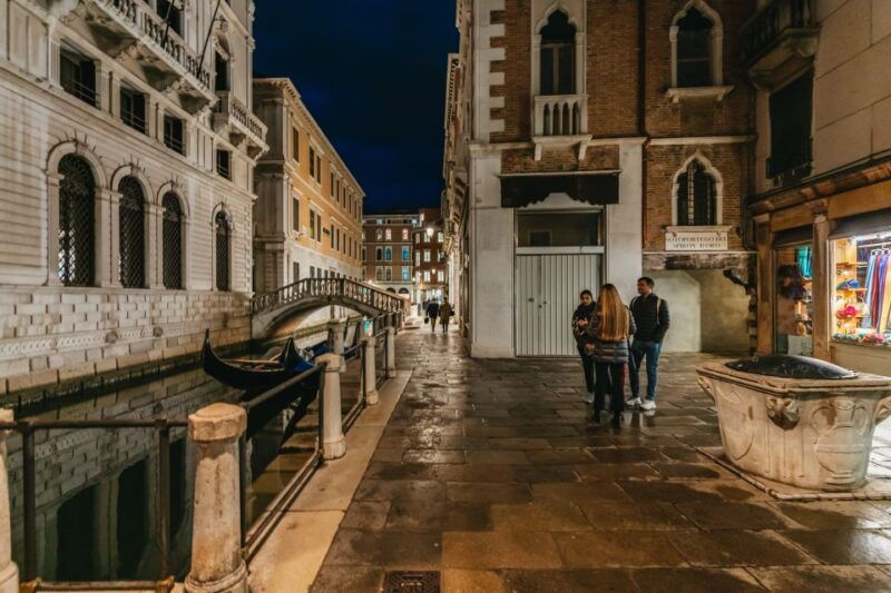 venice-the-ghost-legends-walking-tour