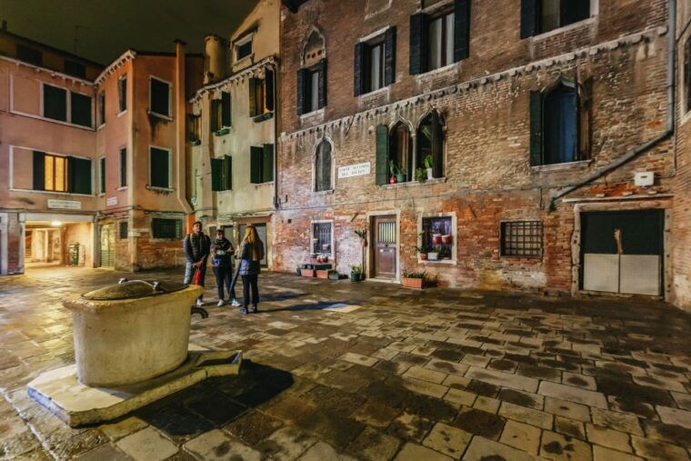 venice-the-ghost-legends-walking-tour