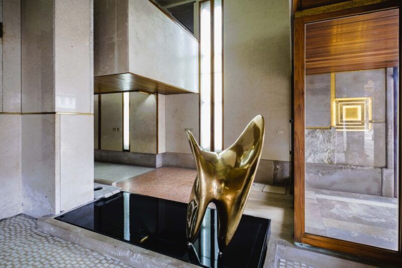 venice-tickets-to-negozio-olivetti