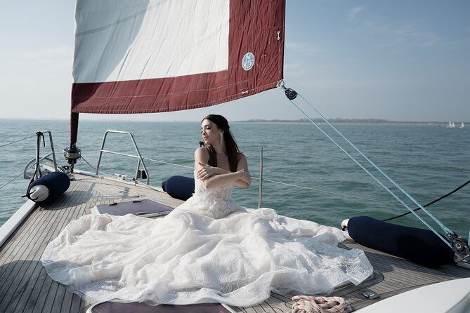 venice-tour-with-aperitif-and-music-on-a-sailing-boat