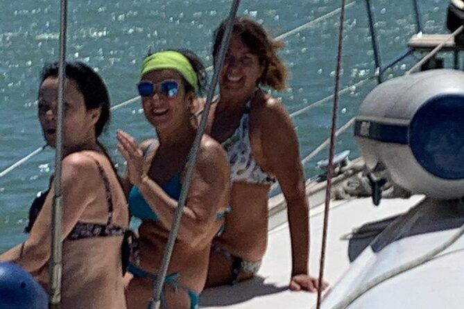 venice-tour-with-aperitif-and-music-on-a-sailing-boat