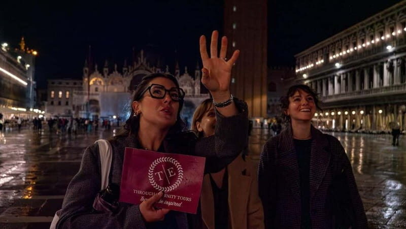 Venice: Twilight Highlights Tour with Spritz and Cicchetti - Practical Details and Tips