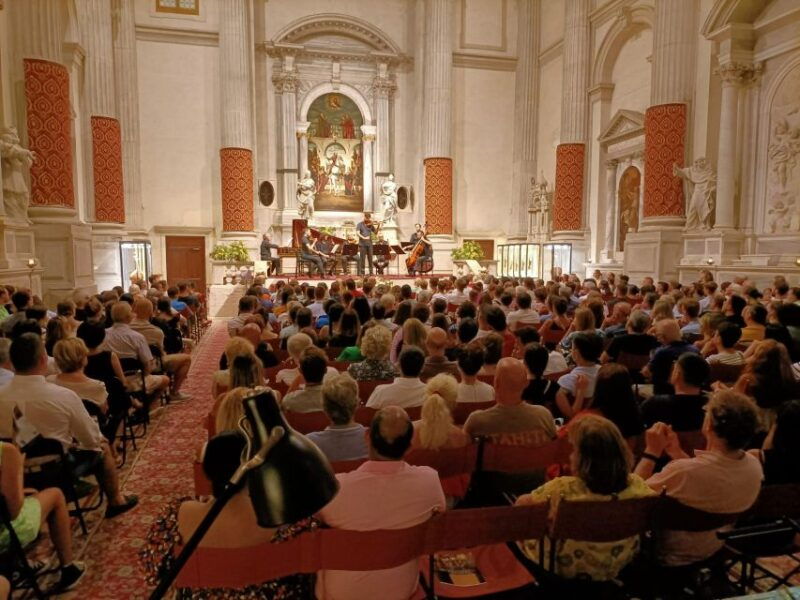 venice-vivaldis-four-seasons-concert-music-museum-visit