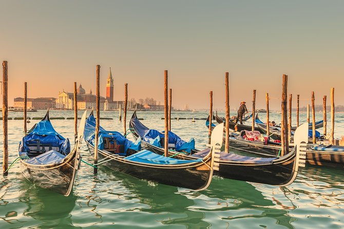 venice-walking-tour-and-gondola-ride