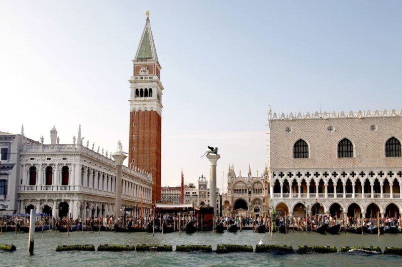 venice-walking-tour-doge-palace-st-marks-basilica