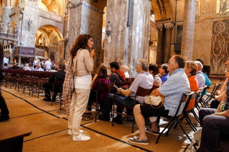 venice-walking-tour-doge-palace-st-marks-basilica