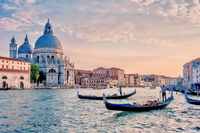 venice-walking-tour-gondola-ride-2