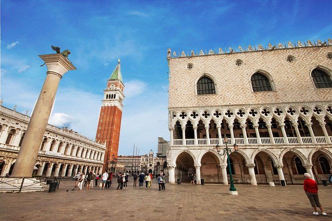 venice-walking-tour-plus-skip-the-lines-doges-palace-and-st-marks-basilica-tours