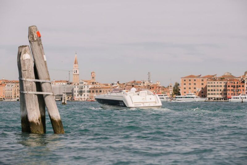 venice-yacht-cruise-in-venice-lagoon