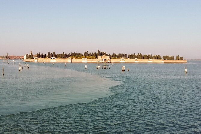 venices-cemetery-on-san-michele-island-tour